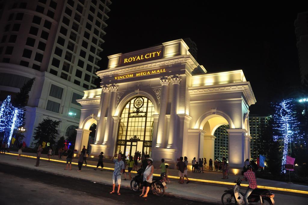 Vinhomes Royal City Hanoi Exterior photo